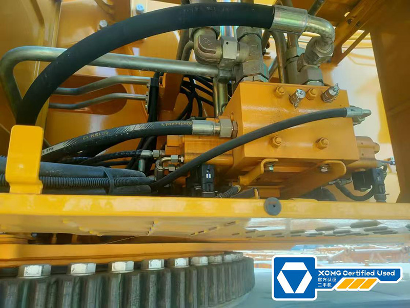 XCMG QY180K5C 180ton second hand truck crane for sale - موبايل كرين: صورة 2 XCMG QY180K5C 180ton second hand truck crane for sale - موبايل كرين: صورة 2