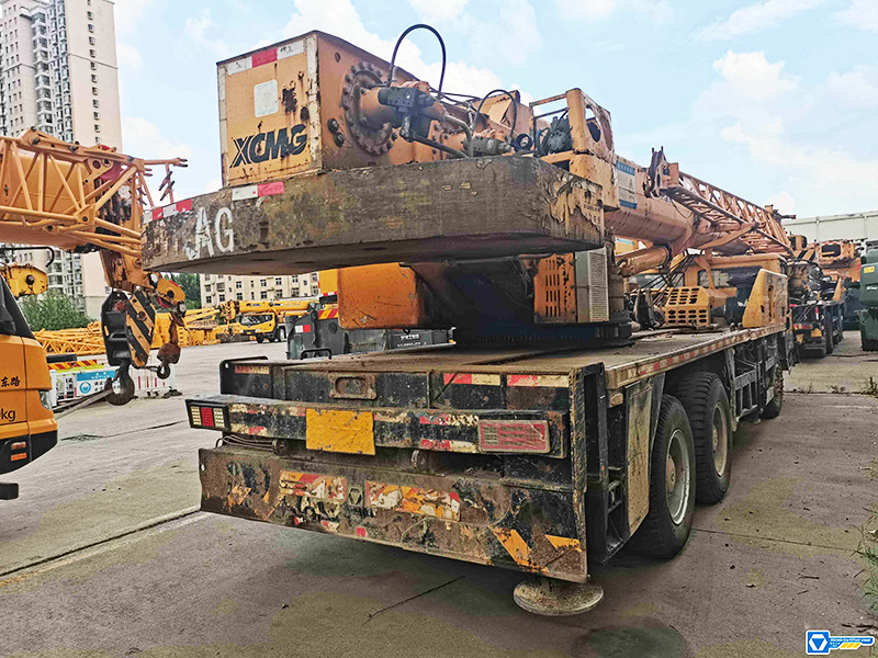 XCMG QY25K-II 25ton 2014 used second hand pickup crane for sale - موبايل كرين: صورة 3 XCMG QY25K-II 25ton 2014 used second hand pickup crane for sale - موبايل كرين: صورة 3