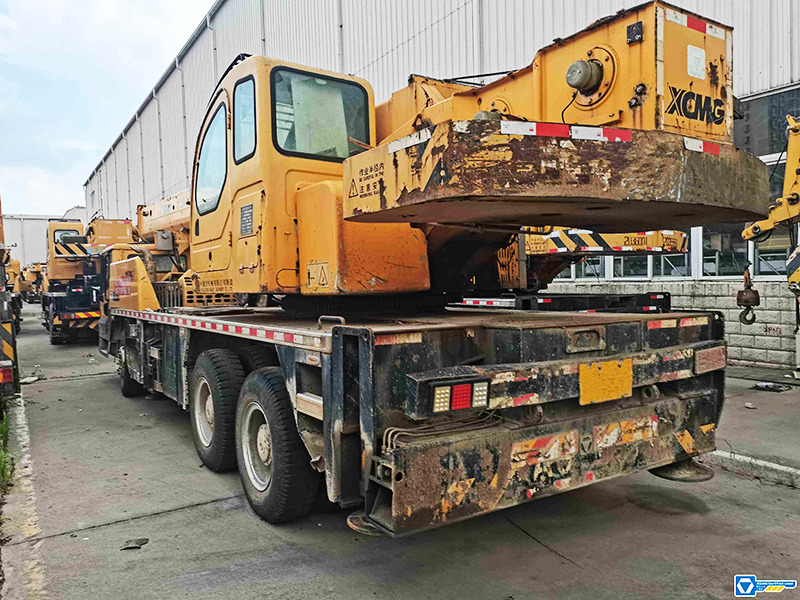 XCMG QY25K-II 25ton 2014 used second hand pickup crane for sale - موبايل كرين: صورة 2 XCMG QY25K-II 25ton 2014 used second hand pickup crane for sale - موبايل كرين: صورة 2