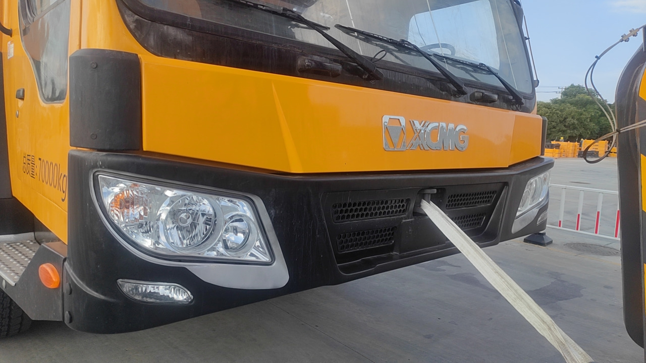XCMG Truck crane Second Hand mobile hydraulic crane QAY160 Used - موبايل كرين: صورة 4 XCMG Truck crane Second Hand mobile hydraulic crane QAY160 Used - موبايل كرين: صورة 4