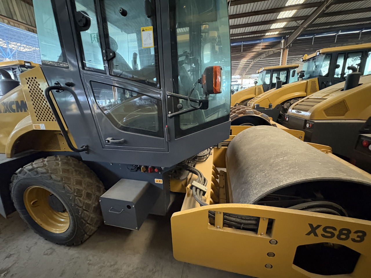 XCMG Used XS83 8 ton small single drum compactor road roller with diesel engine - مدحلة اسفلت: صورة 3 XCMG Used XS83 8 ton small single drum compactor road roller with diesel engine - مدحلة اسفلت: صورة 3