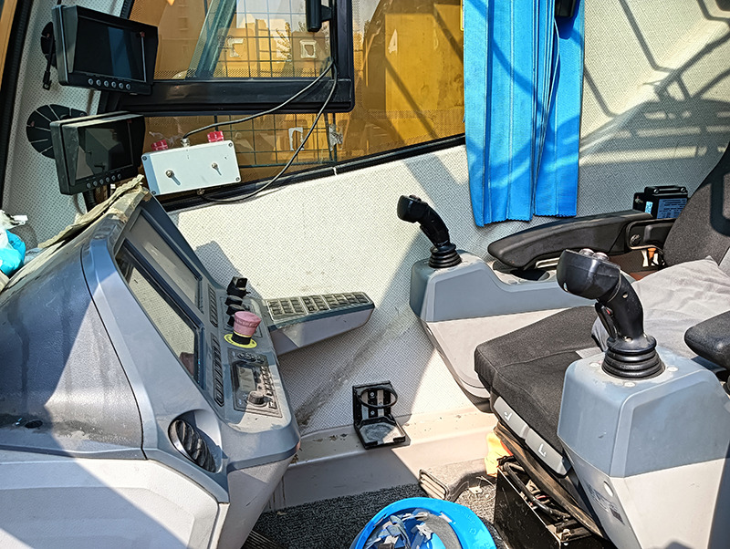 XCMG XCA500 used 500 ton hydraulic telescopic boom all terrain crane - رافعة لجميع التضاريس: صورة 3 XCMG XCA500 used 500 ton hydraulic telescopic boom all terrain crane - رافعة لجميع التضاريس: صورة 3