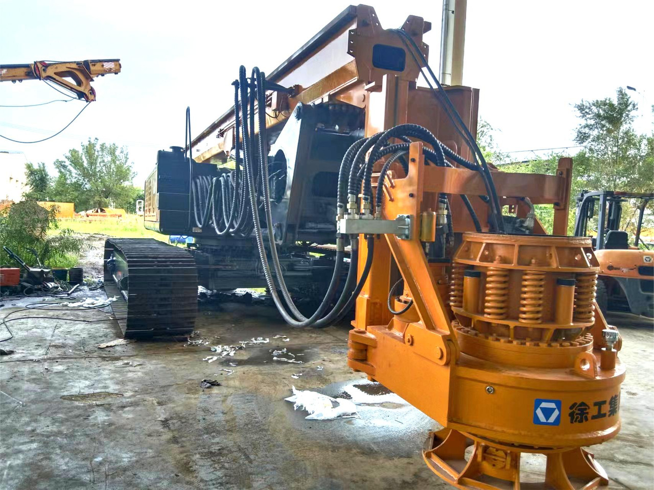 XCMG XCMG Officail XR220D used hydraulic rotary drilling rig for sale - برج الحفر: صورة 2 XCMG XCMG Officail XR220D used hydraulic rotary drilling rig for sale - برج الحفر: صورة 2