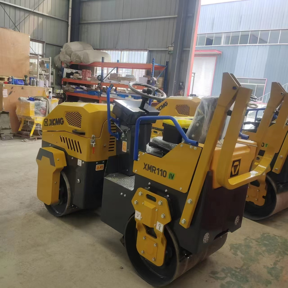 XCMG XMR110 1ton samll road roller hydraulic vibratory compator price - مدحلة صغيرة: صورة 3 XCMG XMR110 1ton samll road roller hydraulic vibratory compator price - مدحلة صغيرة: صورة 3