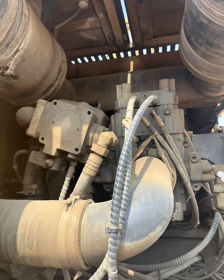 XCMG XR400E used rotary drilling rig price - آلات البناء: صورة 2 XCMG XR400E used rotary drilling rig price - آلات البناء: صورة 2