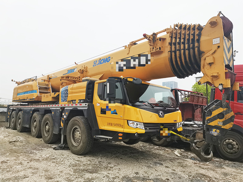 Xcmg 2024 used XCA130L8C_1 Hydraulic retraction all terrain crane - آلات البناء: صورة 2 Xcmg 2024 used XCA130L8C_1 Hydraulic retraction all terrain crane - آلات البناء: صورة 2