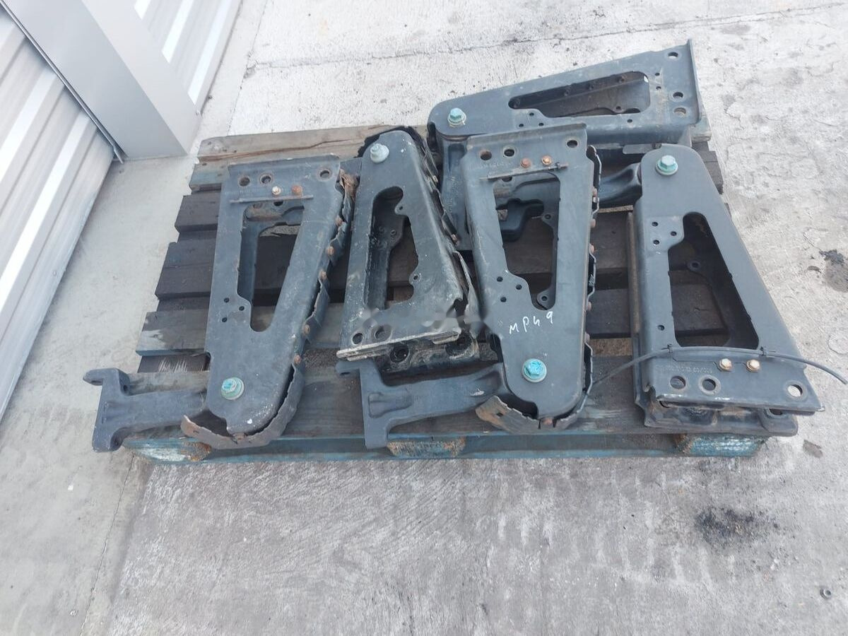 Cabin suspension A Mercedes-Benz ACTROS MP4 truck - تعليق الكابينة - شاحنة: صورة 2 Cabin suspension A Mercedes-Benz ACTROS MP4 truck - تعليق الكابينة - شاحنة: صورة 2