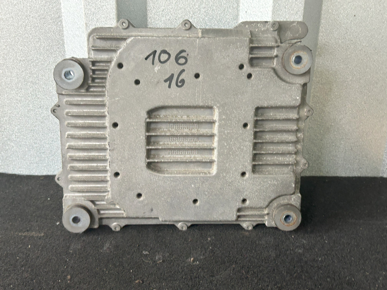 DAF ENGINE CONTROLLER DAF XF 106 480 - وحدة تحكم الكتروني: صورة 3 DAF ENGINE CONTROLLER DAF XF 106 480 - وحدة تحكم الكتروني: صورة 3