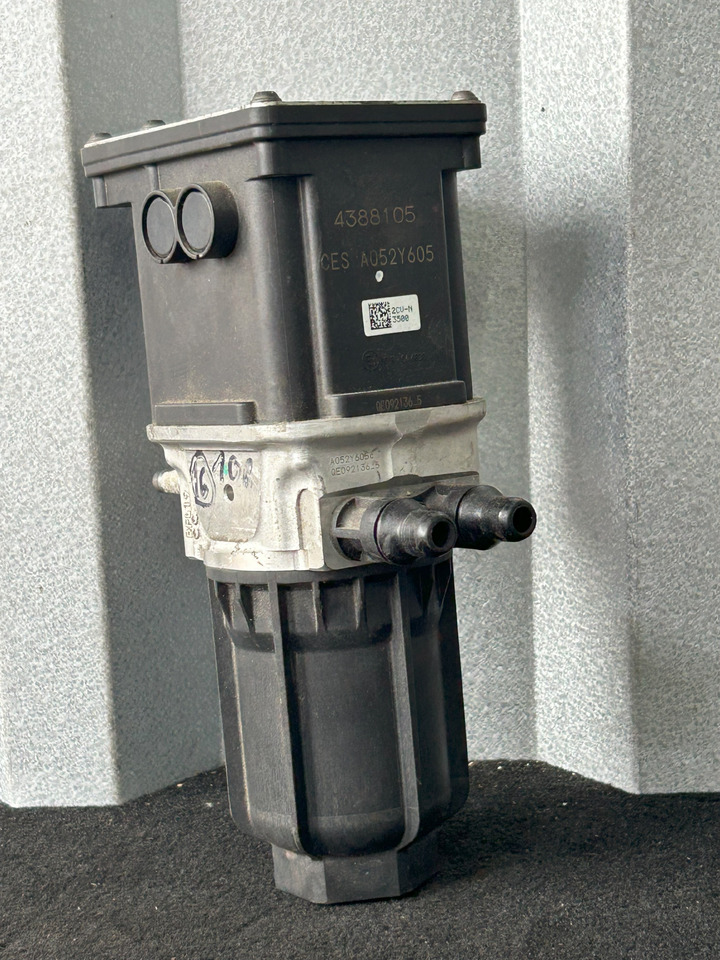 DAF XF 106 480 ADBLUE PUMP 4388105 A052Y605 - كاتم الصوت/الخمارات - شاحنة: صورة 1 DAF XF 106 480 ADBLUE PUMP 4388105 A052Y605 - كاتم الصوت/الخمارات - شاحنة: صورة 1