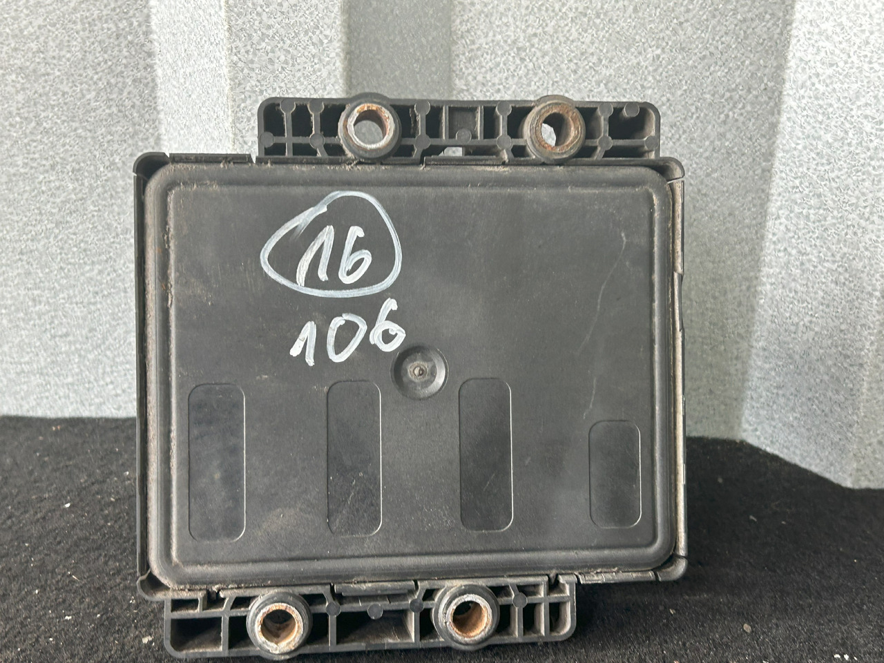 DAF XF 106 480 ECAS COMPUTER CONTROLLER - وحدة تحكم الكتروني: صورة 2 DAF XF 106 480 ECAS COMPUTER CONTROLLER - وحدة تحكم الكتروني: صورة 2