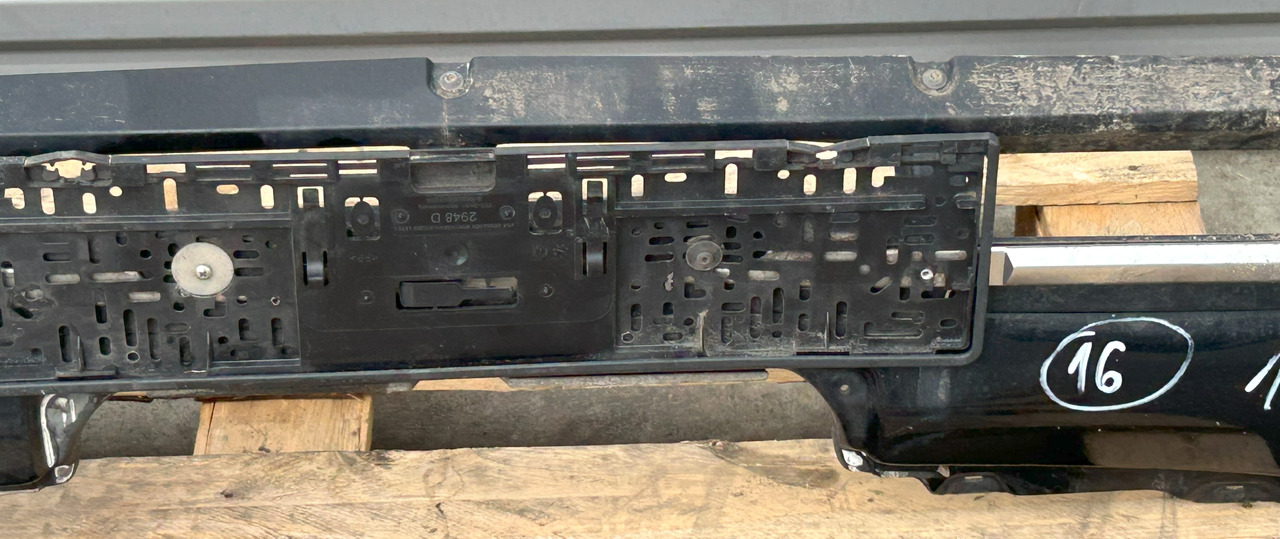 DAF XF 106 480 FRONT BUMPER WITH HALOGENS - مصد العربة: صورة 3 DAF XF 106 480 FRONT BUMPER WITH HALOGENS - مصد العربة: صورة 3