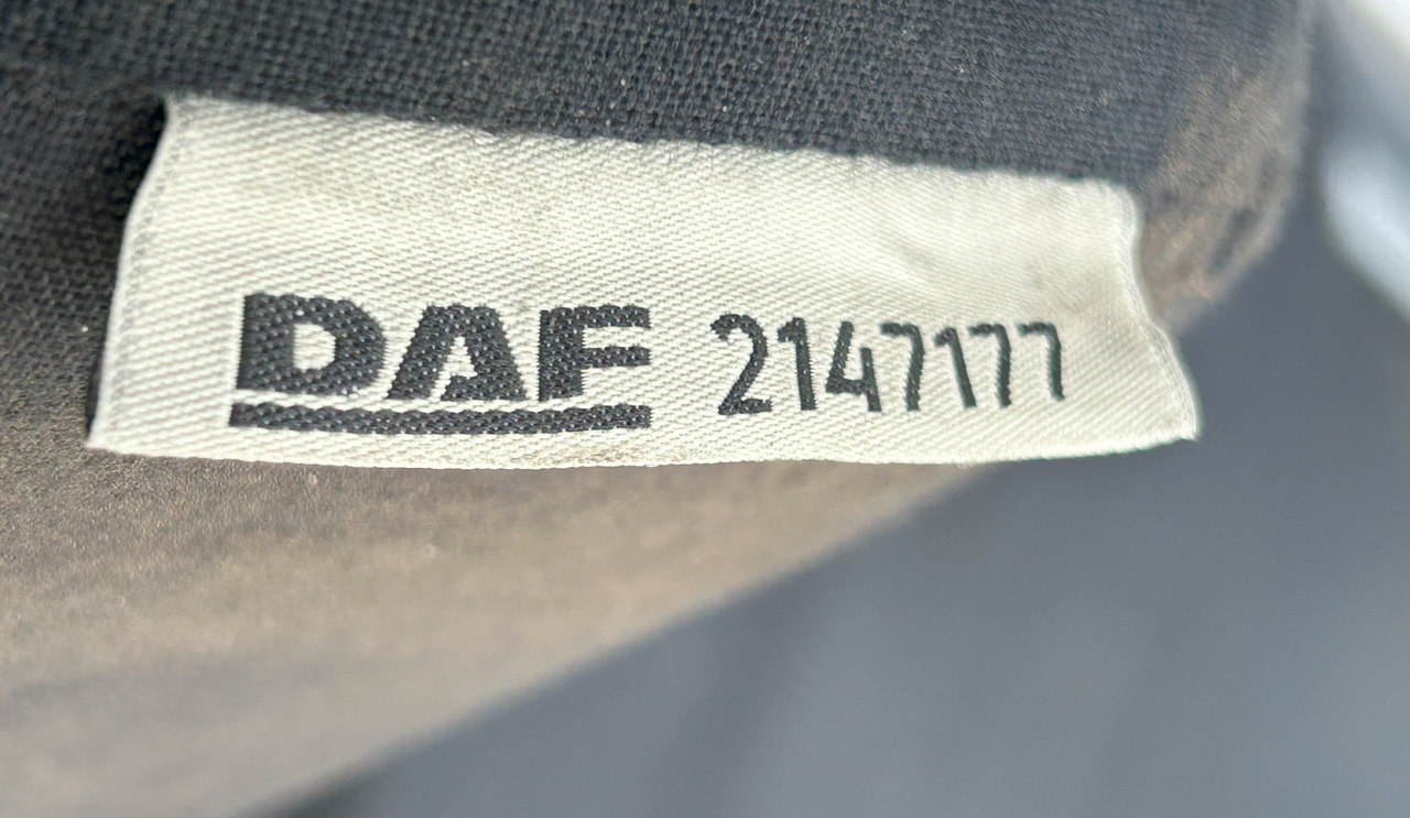 DAF XF 106 480 MATTRESS LOWER BED COMFORT - الكابينة والداخلية: صورة 5 DAF XF 106 480 MATTRESS LOWER BED COMFORT - الكابينة والداخلية: صورة 5