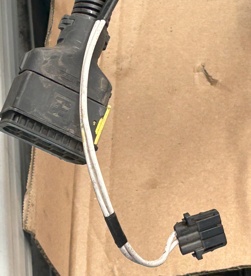 DAF XF 106 ELECTRICAL HARNESS - تسخير/ تجميع الكابلات: صورة 3 DAF XF 106 ELECTRICAL HARNESS - تسخير/ تجميع الكابلات: صورة 3