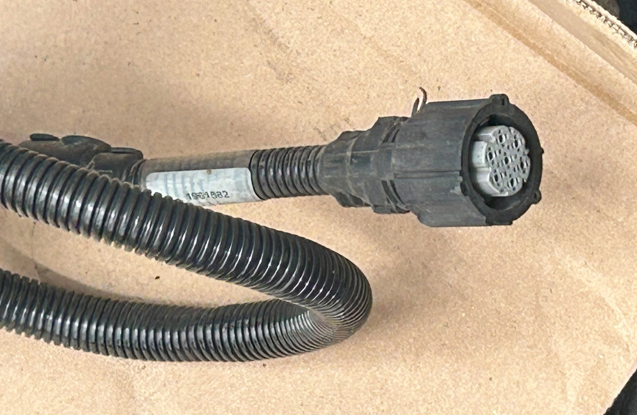 DAF XF 106 ELECTRICAL HARNESS - تسخير/ تجميع الكابلات: صورة 2 DAF XF 106 ELECTRICAL HARNESS - تسخير/ تجميع الكابلات: صورة 2