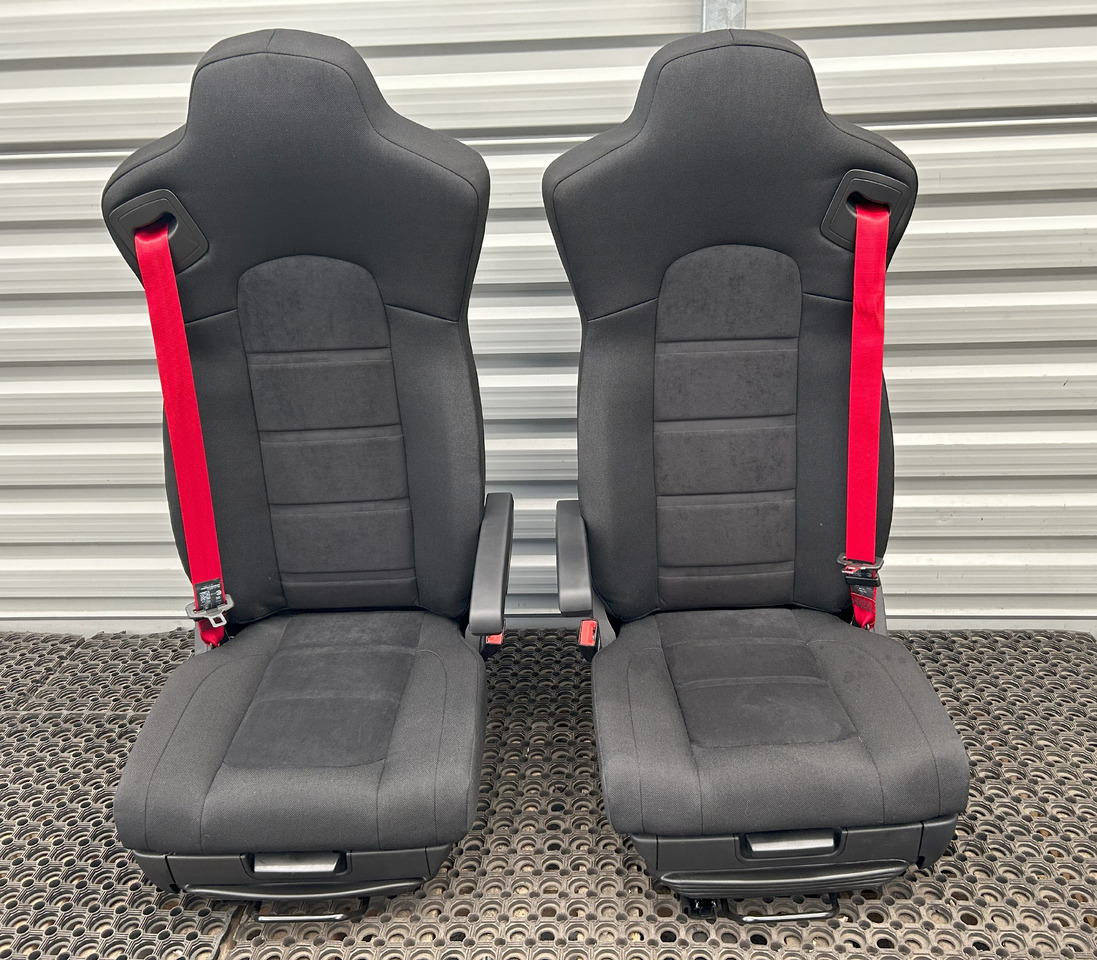 IVECO NEW SET OF SEATS IVECO S-WAY - مقعد: صورة 2 IVECO NEW SET OF SEATS IVECO S-WAY - مقعد: صورة 2