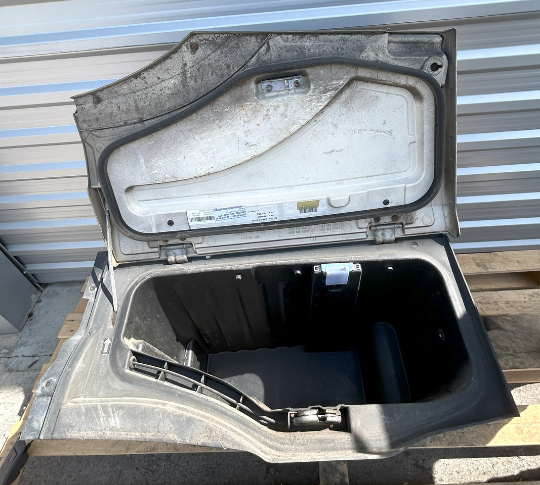 قطع غيار عامة MERCEDES ACTROS MP4 STORAGE COMPARTMENT EXTENSION OF THE STEPS LEFT: صورة 11