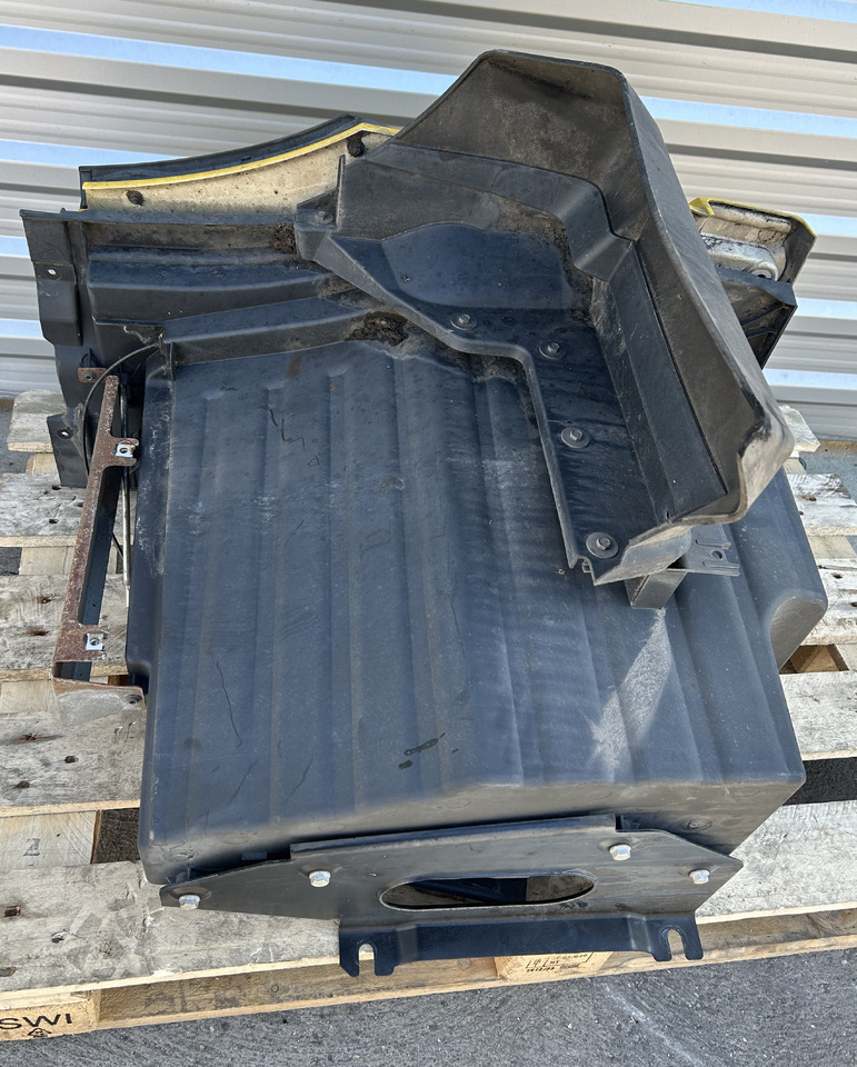 MERCEDES ACTROS MP5 STORAGE COMPARTMENT EXTENSION OF THE STEPS LEFT - قطع غيار عامة: صورة 4 MERCEDES ACTROS MP5 STORAGE COMPARTMENT EXTENSION OF THE STEPS LEFT - قطع غيار عامة: صورة 4