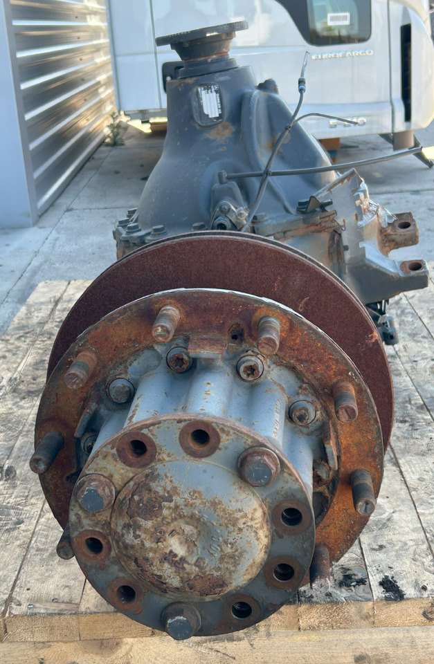 REAR AXLE + HUBS ACTROS MP4 R440-13 2,277 - المحور الخلفي - شاحنة: صورة 3 REAR AXLE + HUBS ACTROS MP4 R440-13 2,277 - المحور الخلفي - شاحنة: صورة 3
