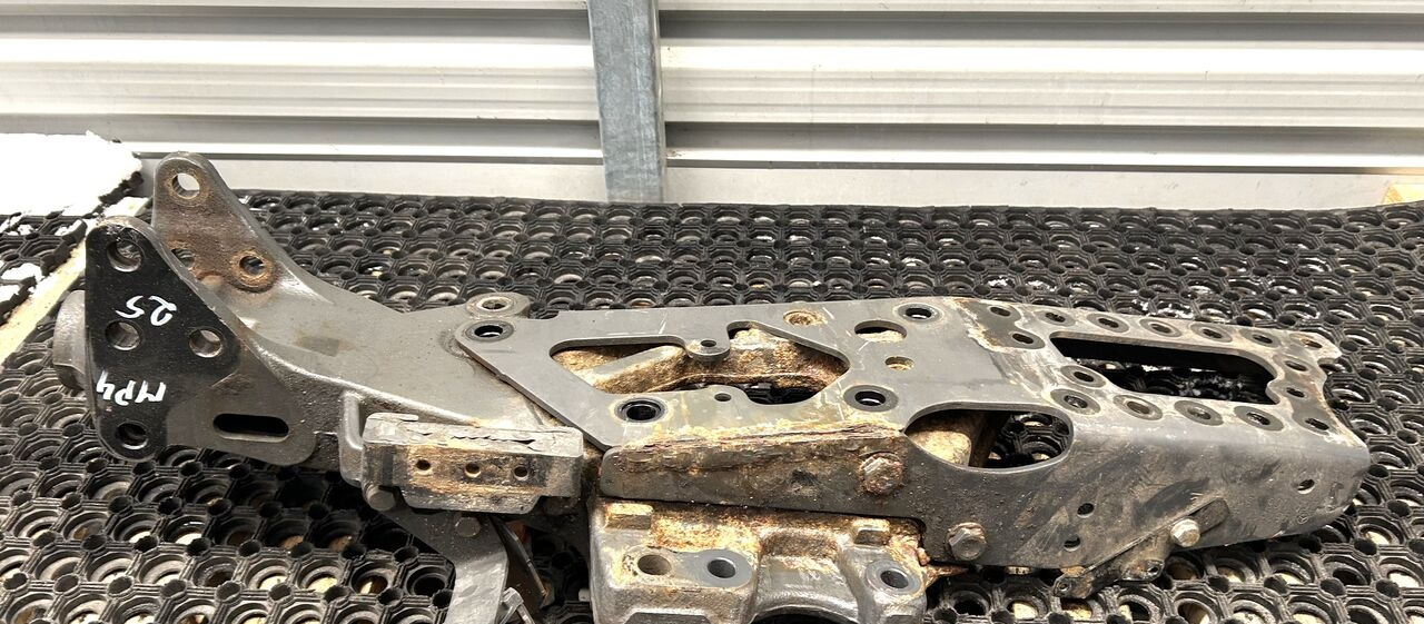 WSPORNIK MOCOWANIE ŁAPA ZACZEPU Mercedes-Benz ACTROS MP4 truck - تعليق - شاحنة: صورة 3 WSPORNIK MOCOWANIE ŁAPA ZACZEPU Mercedes-Benz ACTROS MP4 truck - تعليق - شاحنة: صورة 3