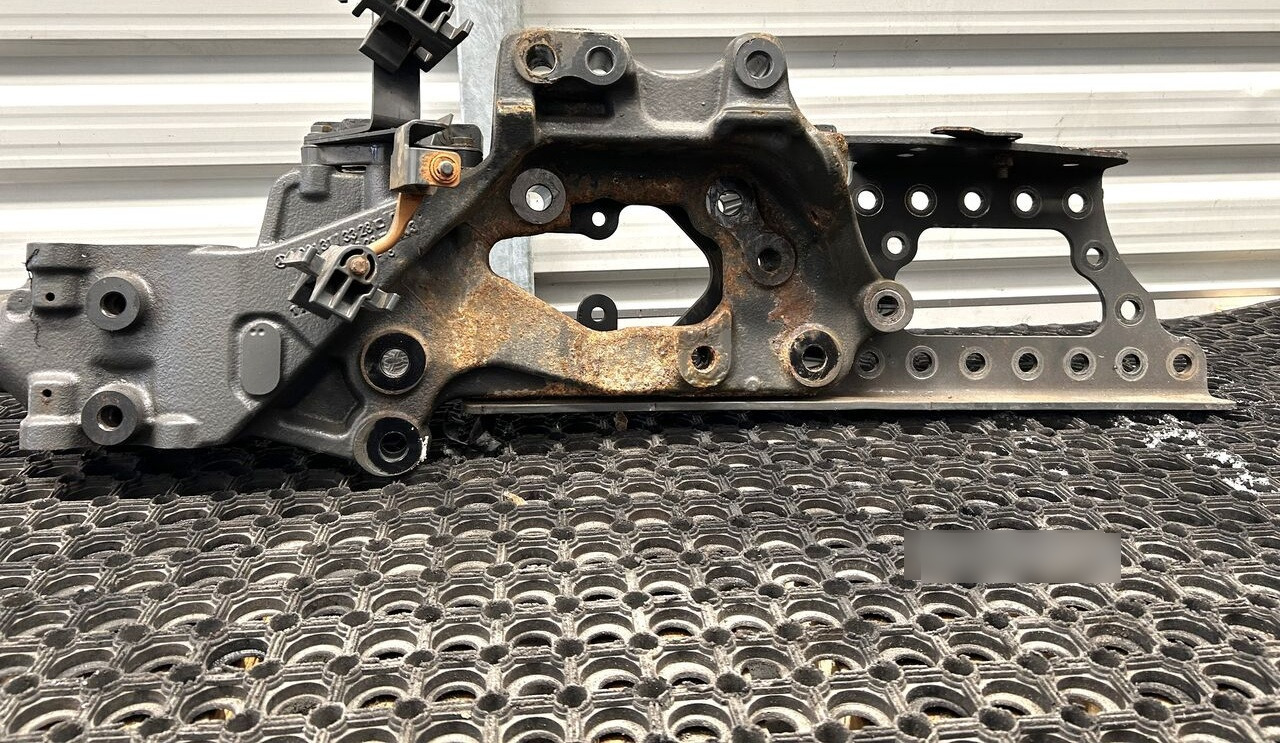 WSPORNIK MOCOWANIE ŁAPA ZACZEPU Mercedes-Benz ACTROS MP4 truck - تعليق - شاحنة: صورة 1 WSPORNIK MOCOWANIE ŁAPA ZACZEPU Mercedes-Benz ACTROS MP4 truck - تعليق - شاحنة: صورة 1