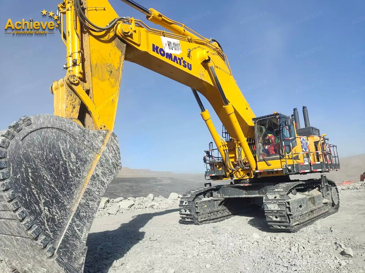 Komatsu 【ACHIEVE】TOP CONDITION!!! PC1250-11R 2023 4500h Horsepower (HP) 758 HP @ 1,800 rpm Operating weight (lbs) 269,300 - 272,600 Bucket Capacity (yd3) 5.3-9.5 - حفار زحاف: صورة 2 Komatsu 【ACHIEVE】TOP CONDITION!!! PC1250-11R 2023 4500h Horsepower (HP) 758 HP @ 1,800 rpm Operating weight (lbs) 269,300 - 272,600 Bucket Capacity (yd3) 5.3-9.5 - حفار زحاف: صورة 2