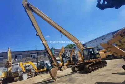 18 Meter Long Reach Used Komatsu PC220-6 Long Boom Crawler Excavator - حفار زحاف: صورة 1 18 Meter Long Reach Used Komatsu PC220-6 Long Boom Crawler Excavator - حفار زحاف: صورة 1