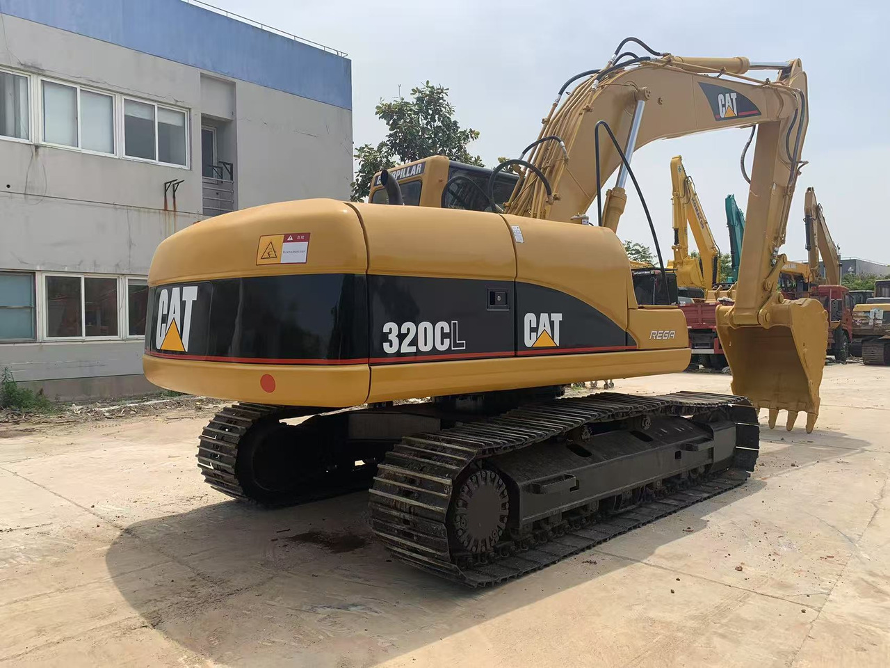 CATERPILLAR 20 ton Crawler Excavator CAT 320C, 320D - حفار زحاف: صورة 2 CATERPILLAR 20 ton Crawler Excavator CAT 320C, 320D - حفار زحاف: صورة 2