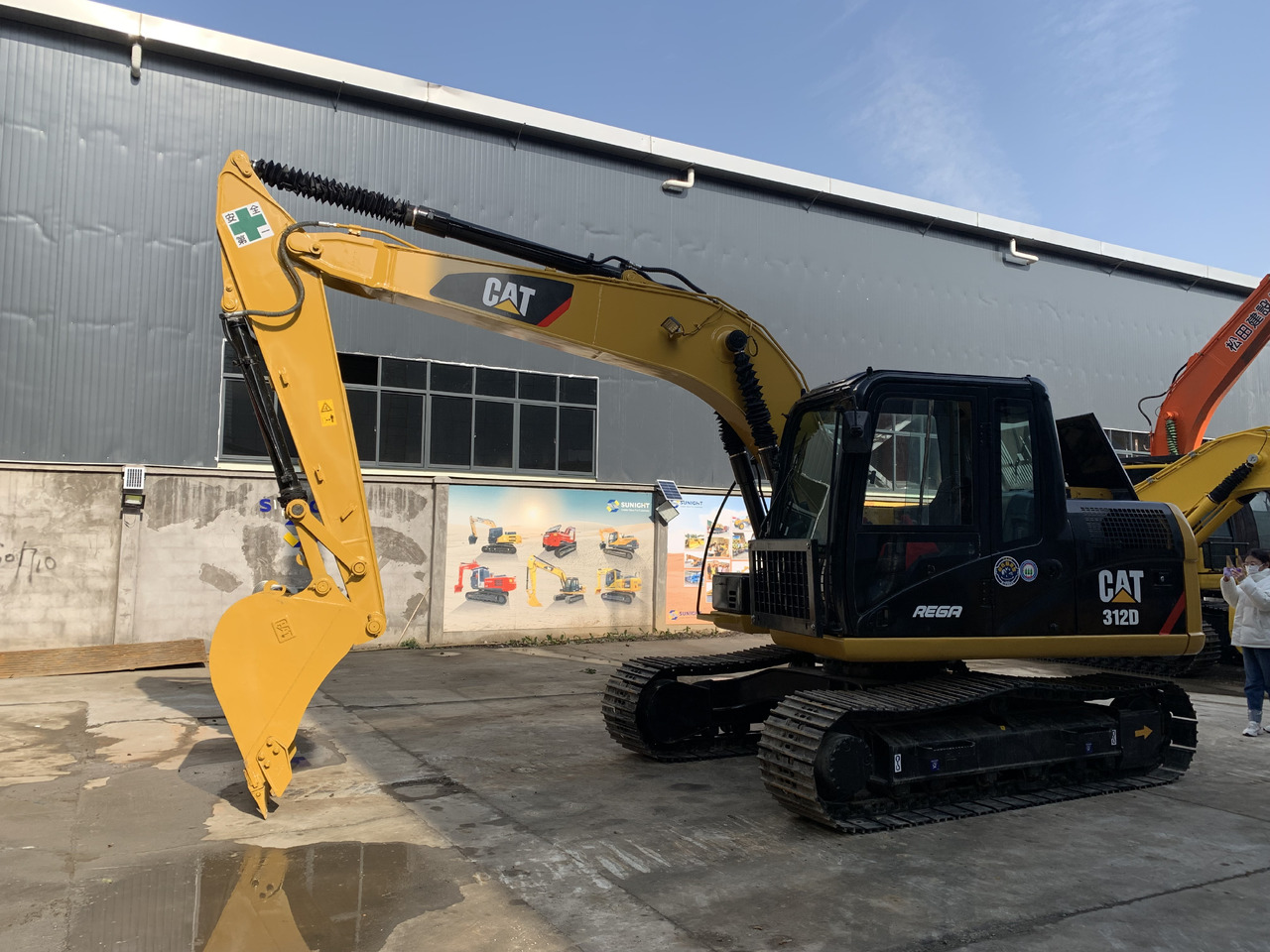 Caterpillar 12 ton Excavator Used Condition CAT 312D Good Price - حفار زحاف: صورة 5 Caterpillar 12 ton Excavator Used Condition CAT 312D Good Price - حفار زحاف: صورة 5