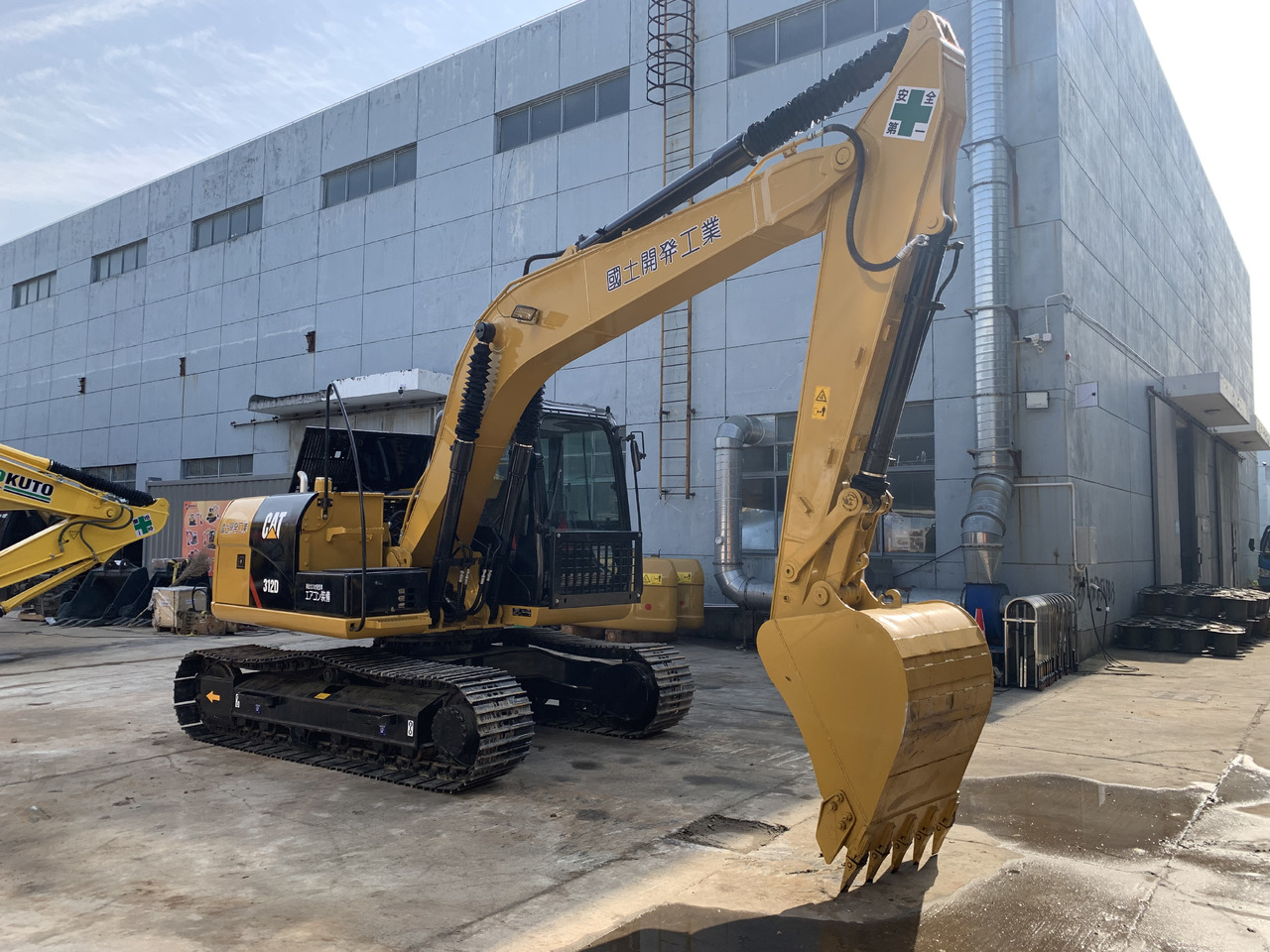 Caterpillar 12 ton Excavator Used Condition CAT 312D Good Price - حفار زحاف: صورة 4 Caterpillar 12 ton Excavator Used Condition CAT 312D Good Price - حفار زحاف: صورة 4