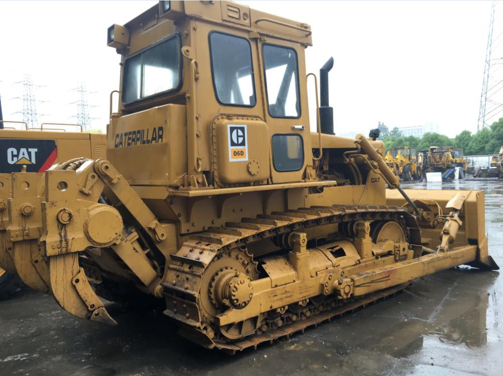 Caterpillar D6D Bulldozer Good Condition Tracked Tractor for Bolivia - جرافة: صورة 4 Caterpillar D6D Bulldozer Good Condition Tracked Tractor for Bolivia - جرافة: صورة 4