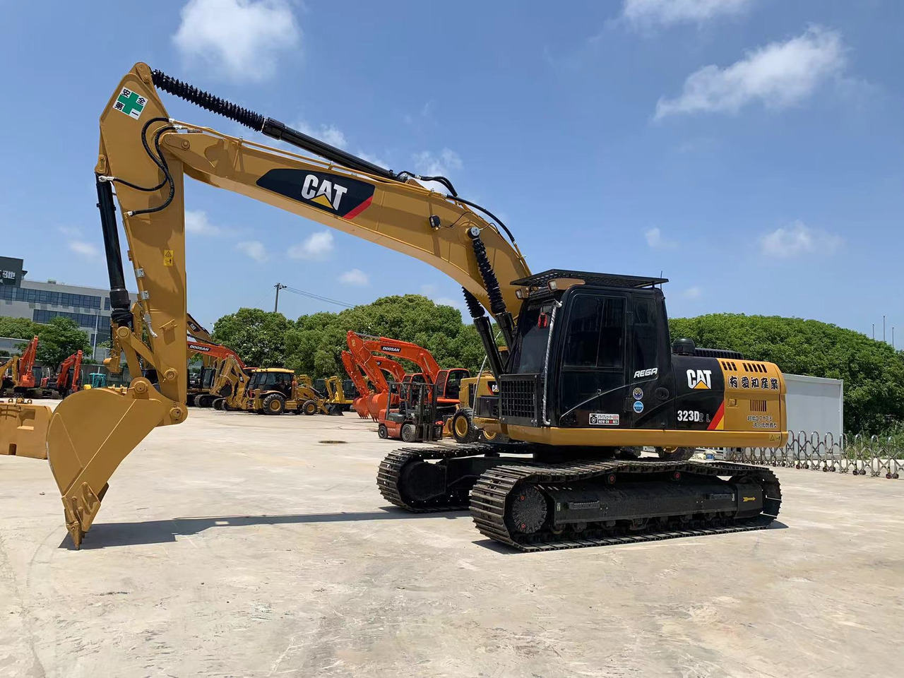Caterpillar Tracked Excavator CAT 323D, 323D2 for Bolivia - حفار زحاف: صورة 2 Caterpillar Tracked Excavator CAT 323D, 323D2 for Bolivia - حفار زحاف: صورة 2