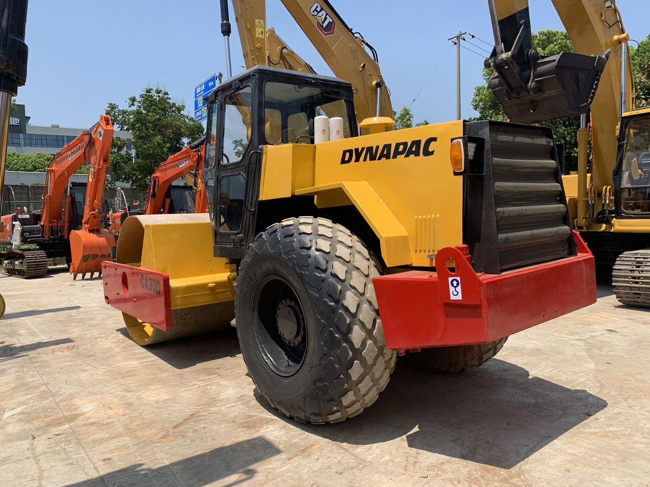 Dynapac CA30D Secondhand Vibratory Road Roller - مدحلة اسفلت: صورة 5 Dynapac CA30D Secondhand Vibratory Road Roller - مدحلة اسفلت: صورة 5
