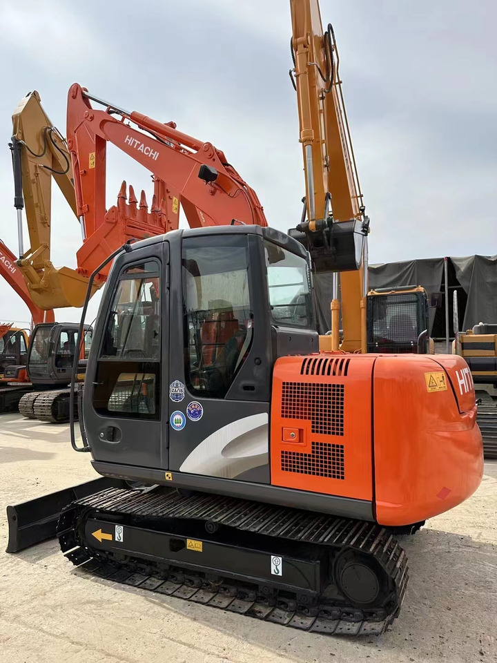 Hitachi ZX60 Mini Excavator Cheap Machine - حفار زحاف: صورة 4 Hitachi ZX60 Mini Excavator Cheap Machine - حفار زحاف: صورة 4