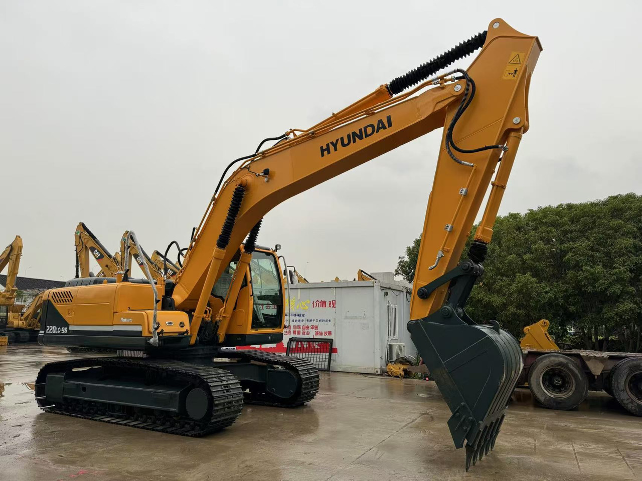 Hyundai 220LC-9S Good Price Used Korea Excavator - حفار زحاف: صورة 2 Hyundai 220LC-9S Good Price Used Korea Excavator - حفار زحاف: صورة 2