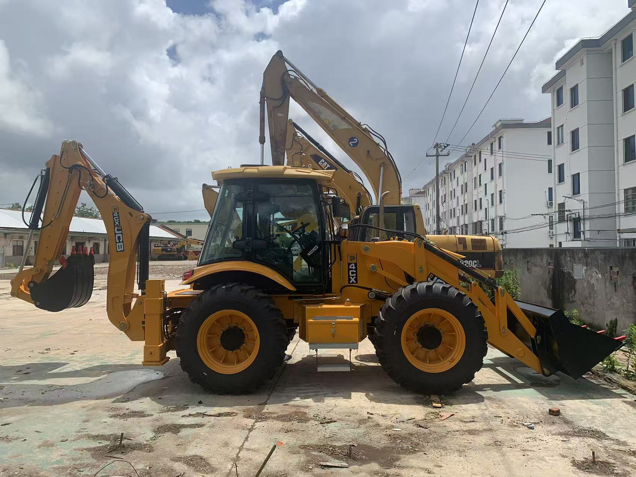 JCB 4X4 Backhoe Loader 4CX, 3CX - جرافة حفار: صورة 3 JCB 4X4 Backhoe Loader 4CX, 3CX - جرافة حفار: صورة 3