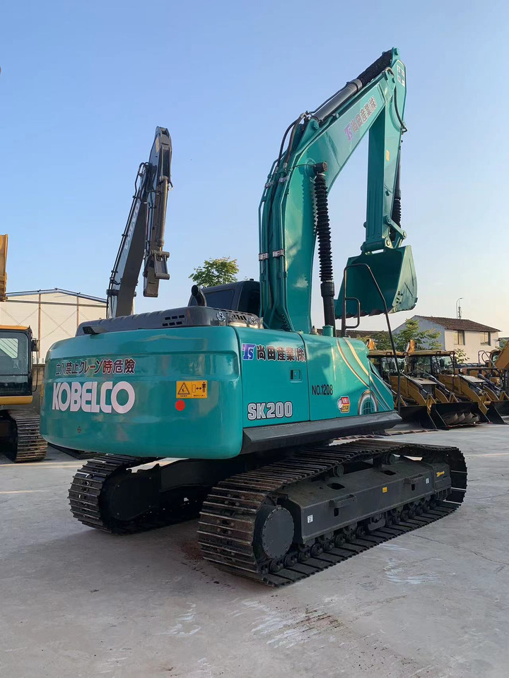 Kobelco Secondhand Excavator SK200 Cheap price - حفار زحاف: صورة 5 Kobelco Secondhand Excavator SK200 Cheap price - حفار زحاف: صورة 5
