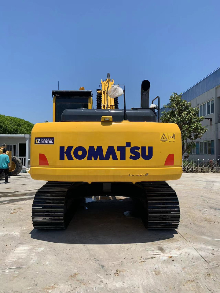 Komatsu Excavator PC220 Good Condition 22 ton Digger - حفار زحاف: صورة 5 Komatsu Excavator PC220 Good Condition 22 ton Digger - حفار زحاف: صورة 5