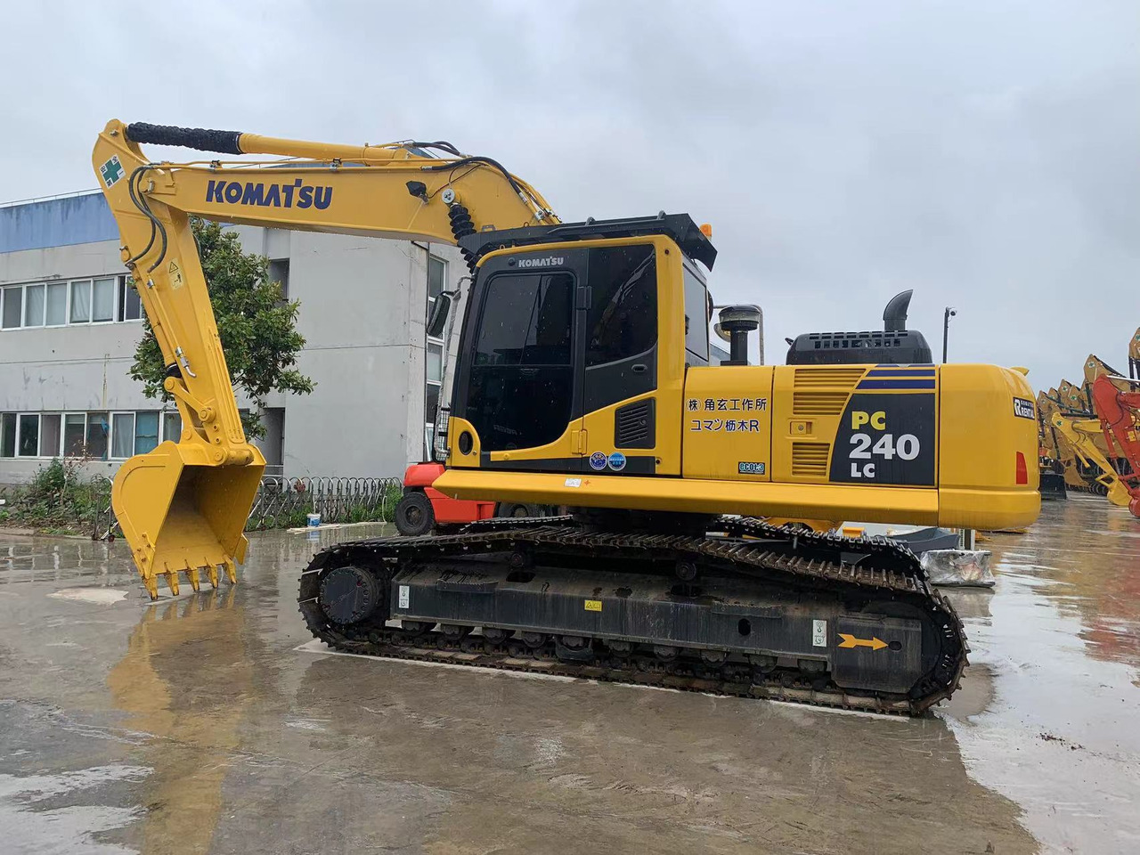 Komatsu Excavator PC240 Secondhand Japanse Construction Machinery - حفار زحاف: صورة 1 Komatsu Excavator PC240 Secondhand Japanse Construction Machinery - حفار زحاف: صورة 1