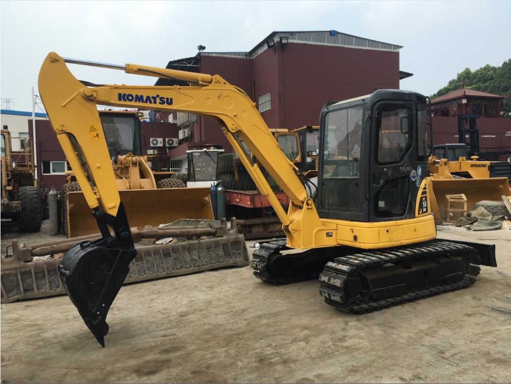 Komatsu Mini Excavator PC55MR, PC35MR Good Price on Sale - حفار زحاف: صورة 1 Komatsu Mini Excavator PC55MR, PC35MR Good Price on Sale - حفار زحاف: صورة 1