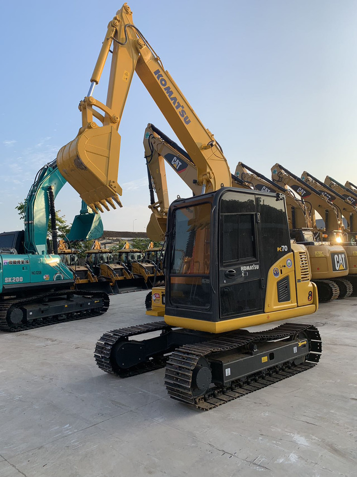 Komatsu Mini Excavator PC70 Japan Origin Good Price - حفار زحاف: صورة 3 Komatsu Mini Excavator PC70 Japan Origin Good Price - حفار زحاف: صورة 3