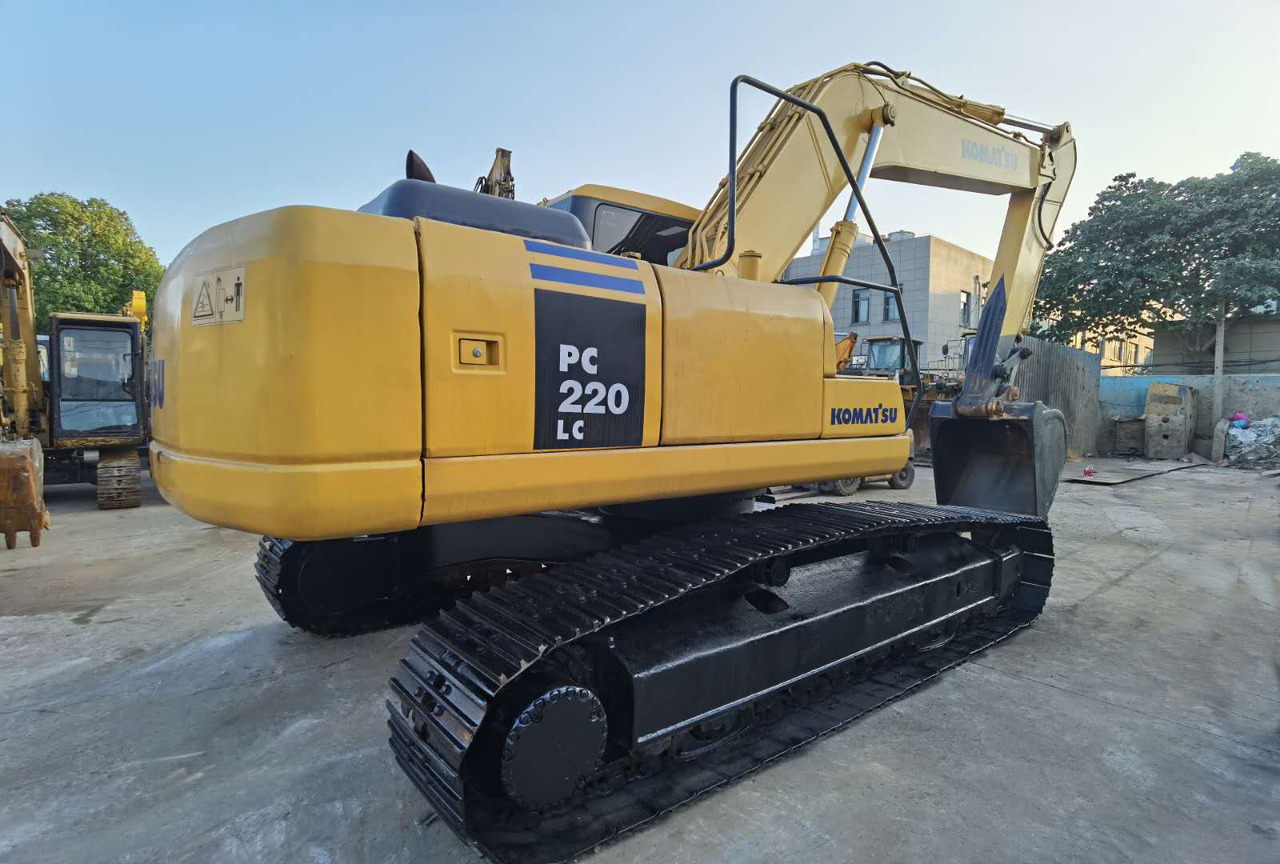 Komatsu PC220-7, PC220-6 Excavator Mechanical Engine - حفار زحاف: صورة 2 Komatsu PC220-7, PC220-6 Excavator Mechanical Engine - حفار زحاف: صورة 2