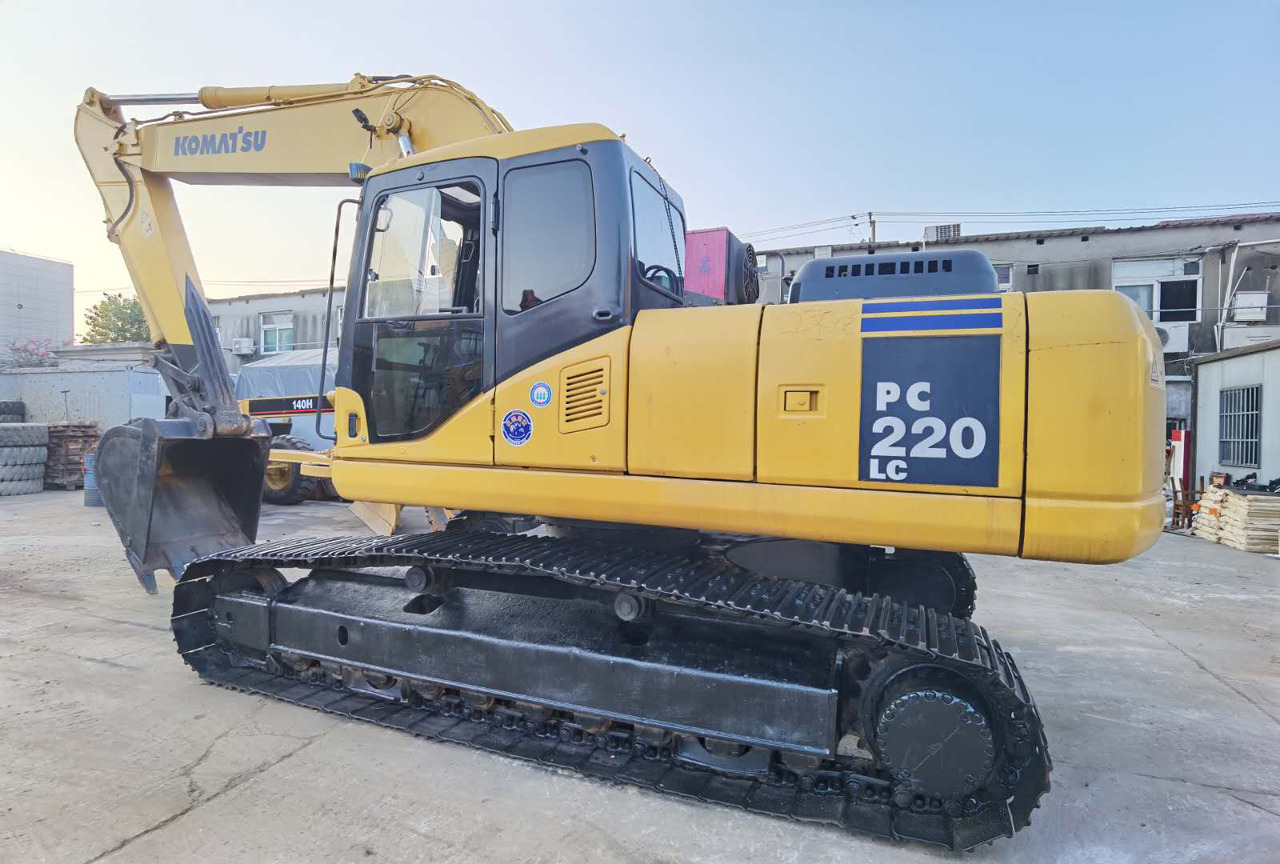 Komatsu PC220-7, PC220-6 Excavator Mechanical Engine - حفار زحاف: صورة 4 Komatsu PC220-7, PC220-6 Excavator Mechanical Engine - حفار زحاف: صورة 4