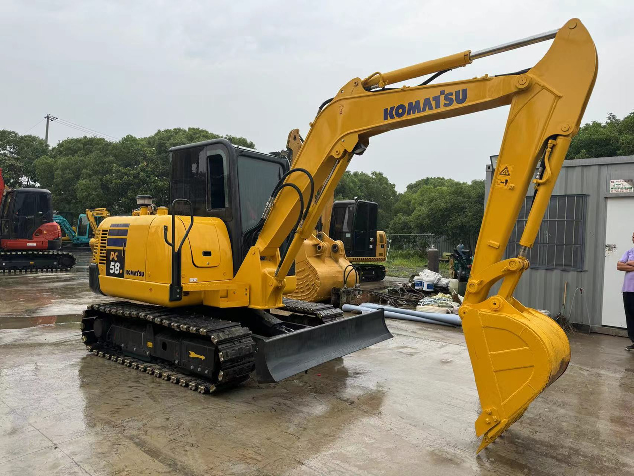 Komatsu PC58, PC56, PC55 Small Excavator With Rubber Tracks - حفار زحاف: صورة 1 Komatsu PC58, PC56, PC55 Small Excavator With Rubber Tracks - حفار زحاف: صورة 1