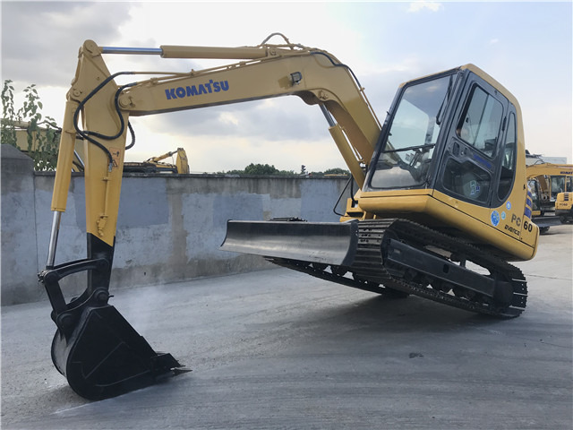 Komatsu PC60 Excavator 6 ton Small Digger Made in Japan - حفار زحاف: صورة 4 Komatsu PC60 Excavator 6 ton Small Digger Made in Japan - حفار زحاف: صورة 4