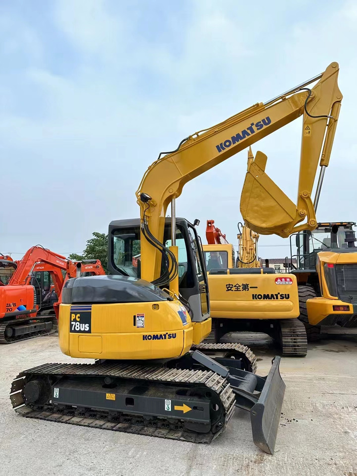 Komatsu PC78US Mini Excavator Good Price on Sale - حفار زحاف: صورة 4 Komatsu PC78US Mini Excavator Good Price on Sale - حفار زحاف: صورة 4