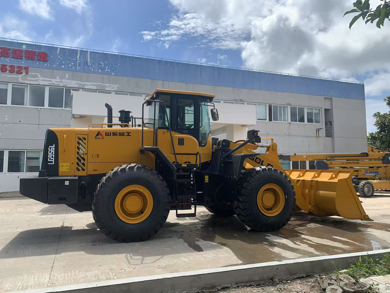 SDLG 5 ton Front Loader LG956L, LG956F, LG958F - اللودر بعجل: صورة 1 SDLG 5 ton Front Loader LG956L, LG956F, LG958F - اللودر بعجل: صورة 1