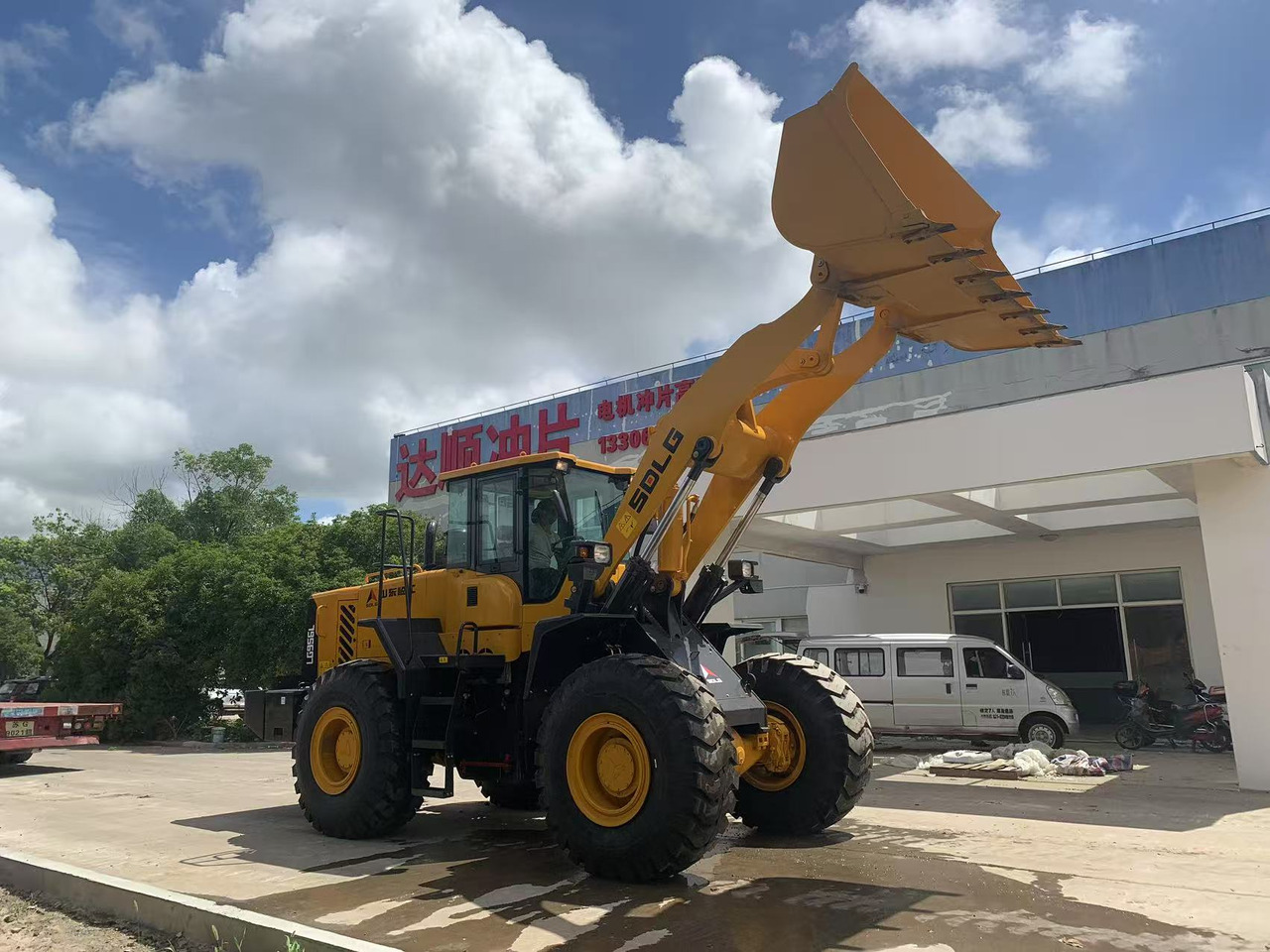 SDLG 5 ton Front Loader LG956L, LG956F, LG958F - اللودر بعجل: صورة 4 SDLG 5 ton Front Loader LG956L, LG956F, LG958F - اللودر بعجل: صورة 4