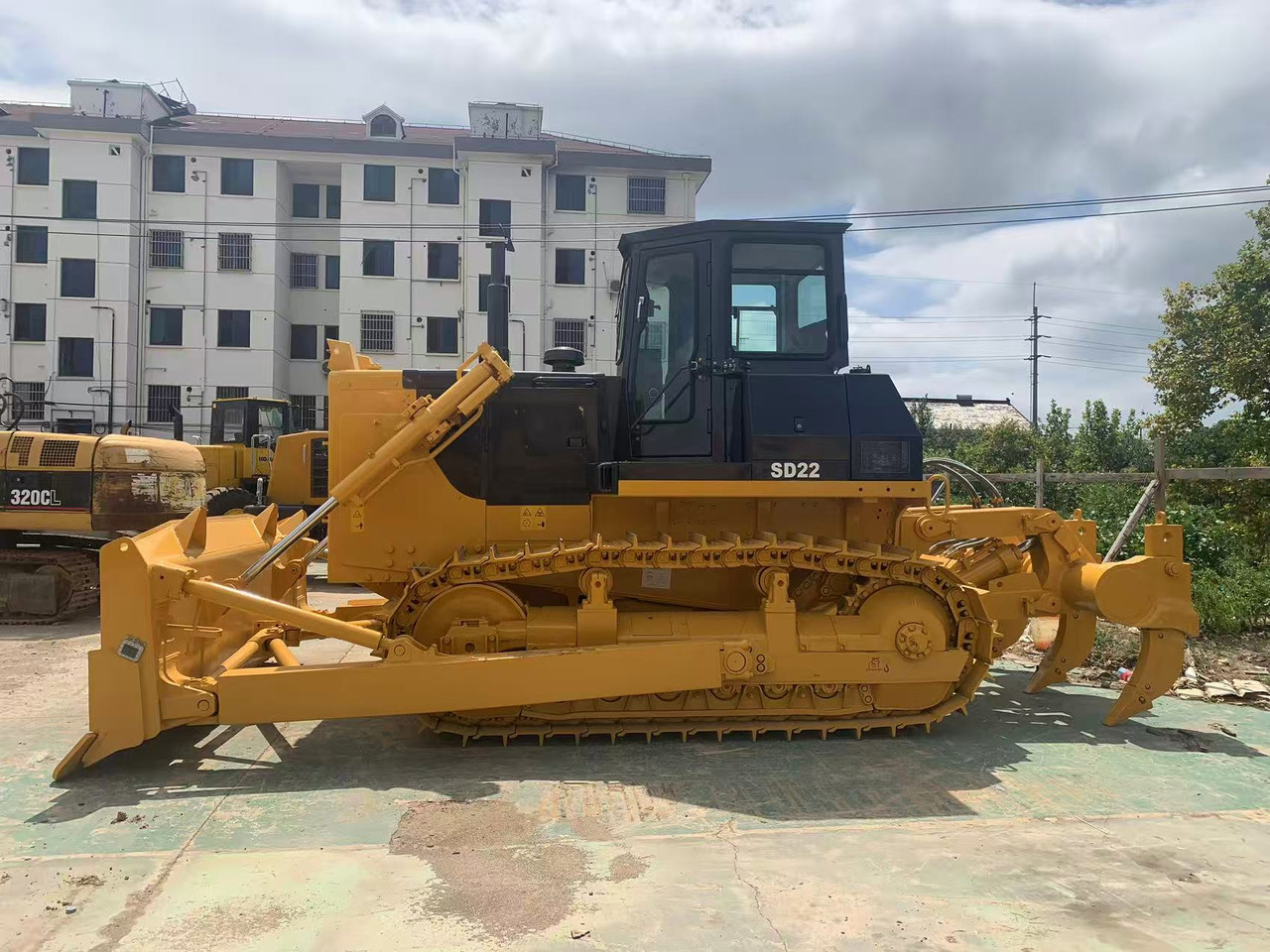 SHANTUI Bulldozer SD22, SD32, SD16 Secondhand Condition - جرافة: صورة 2 SHANTUI Bulldozer SD22, SD32, SD16 Secondhand Condition - جرافة: صورة 2