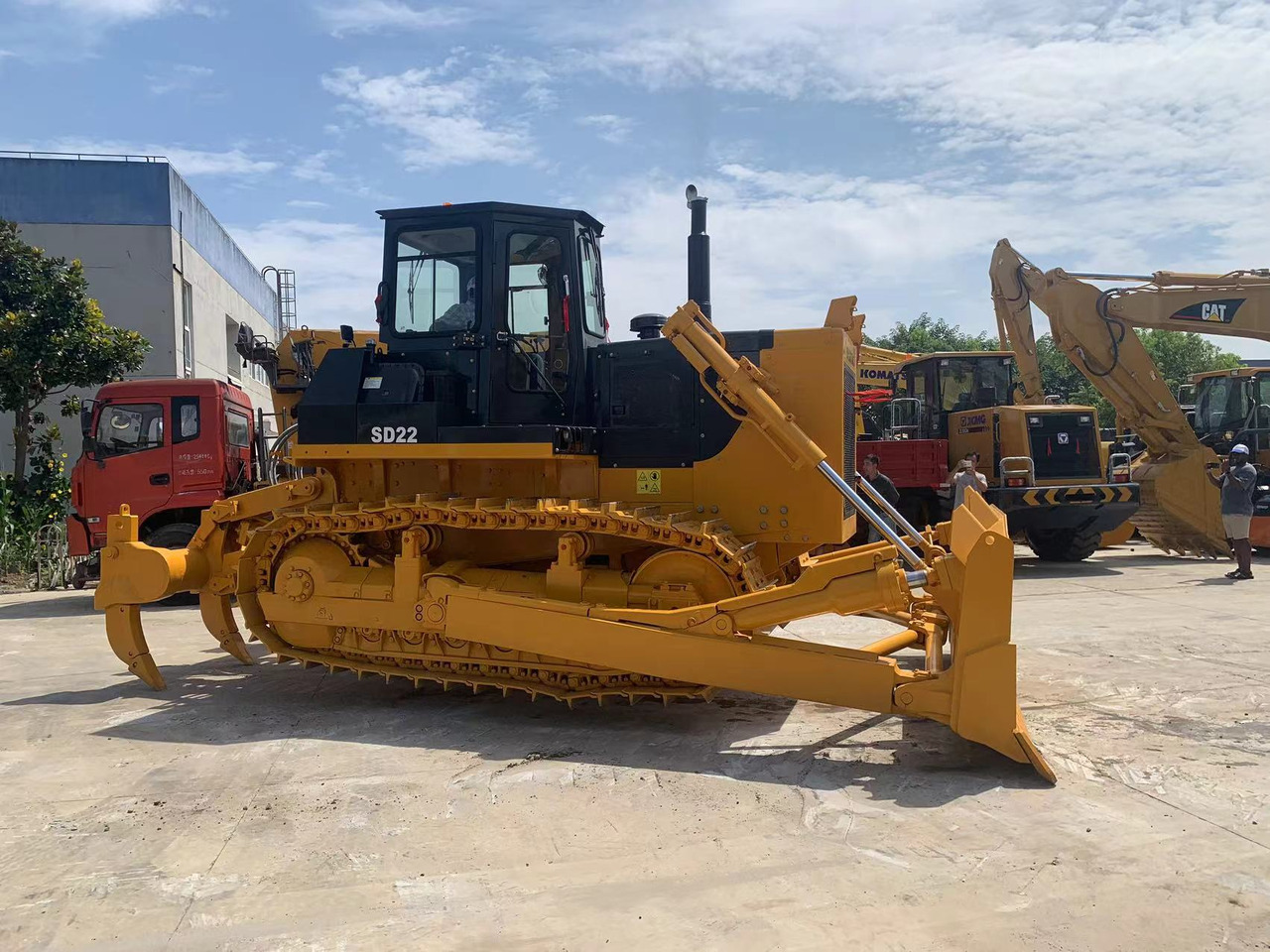 SHANTUI Bulldozer SD22, SD32 Secondhand Tracked Tactor - جرافة: صورة 5 SHANTUI Bulldozer SD22, SD32 Secondhand Tracked Tactor - جرافة: صورة 5