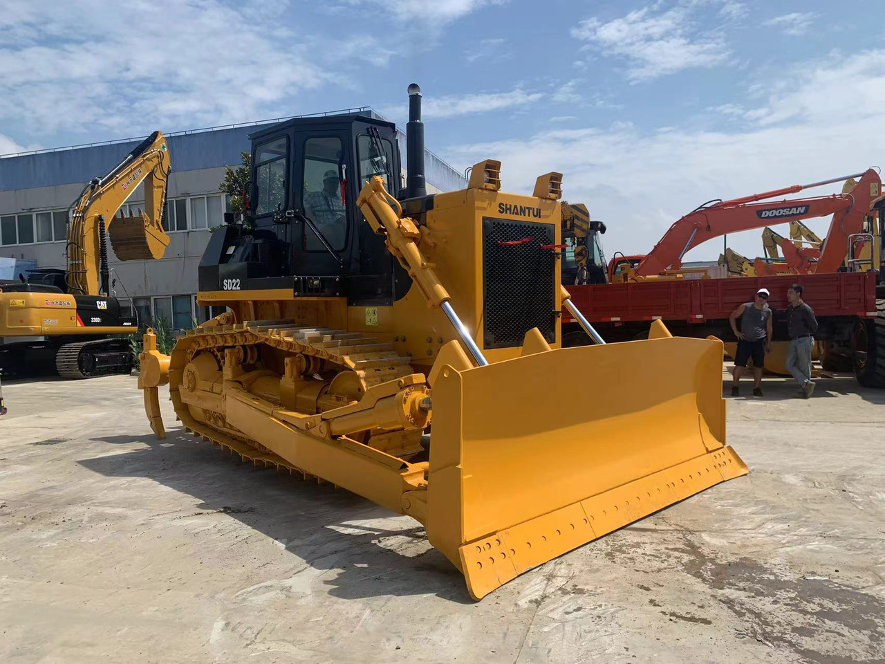 SHANTUI Bulldozer SD22, SD32 Secondhand Tracked Tactor - جرافة: صورة 4 SHANTUI Bulldozer SD22, SD32 Secondhand Tracked Tactor - جرافة: صورة 4